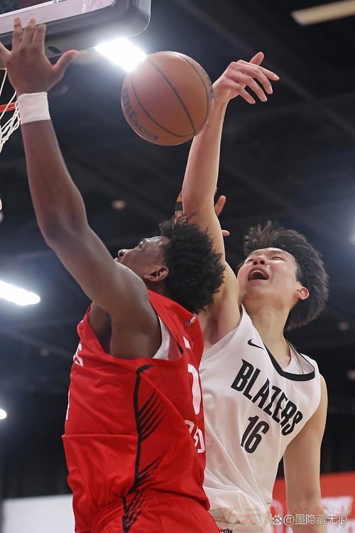 KAI YUN SPORT:开拓者、火箭更新明日伤病名单:杨瀚森亨德森缺阵范乔丹风扇伤停 KAI YUN SPORT:开拓者、火箭更新明日伤病名单:杨瀚森亨德森缺阵范乔丹风扇伤停