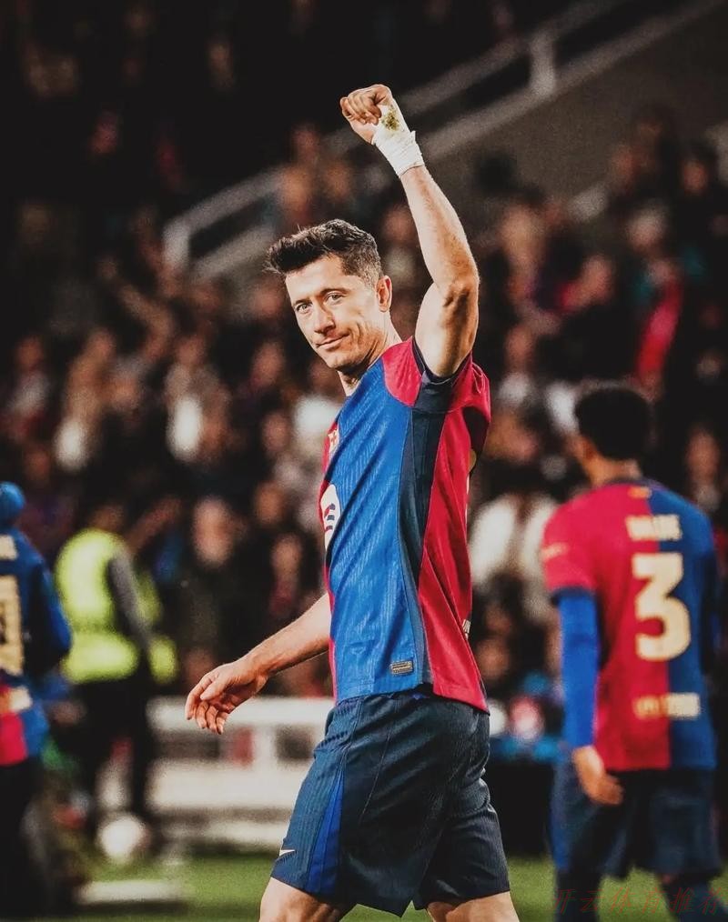 世界杯赛程，开云体育：巴萨竟要求莱万处子赛季停止进球 只为省下250万