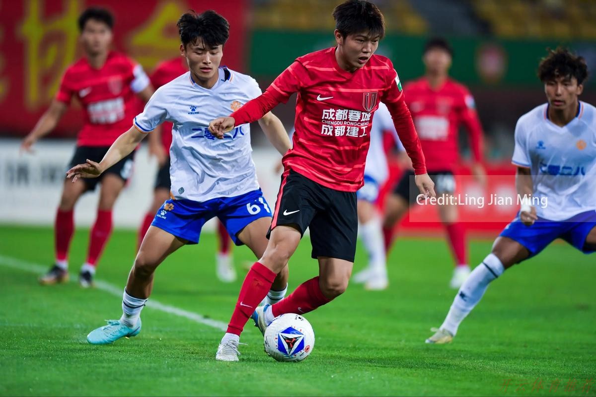 开云体育:中甲联赛第八轮综述——“晋级”争夺白热化 成都率先“出线” 开云体育:中甲联赛第八轮综述——“晋级”争夺白热化 成都率先“出线”